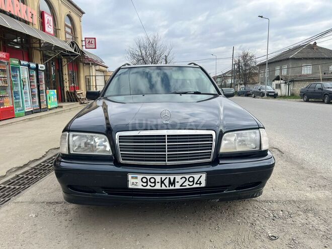 Mercedes C 180 1999, 245,877 km - 1.8 л - Quba