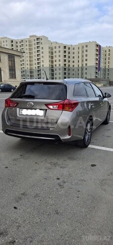 Toyota Auris 2014, 192,400 km - 1.4 l - Sumqayıt