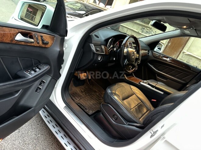 Mercedes GL 350 4MATIC-14