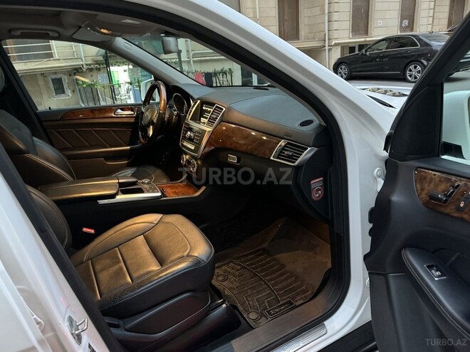 Mercedes GL 350 4MATIC-13