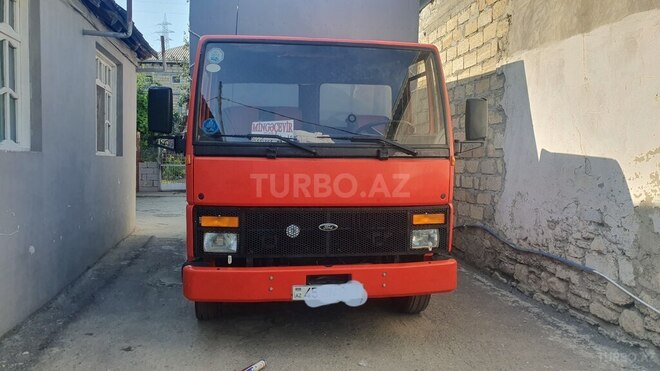 Ford Cargo 1982, 375,000 km - 6.2 l - Mingəçevir