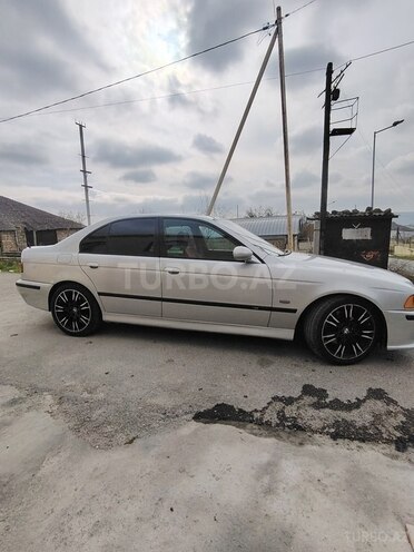 BMW 530 2000, 413,000 km - 3.0 l - Şamaxı