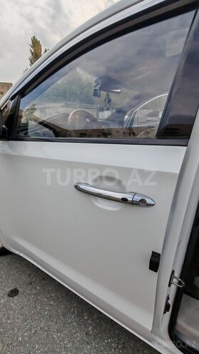 Kia Carnival 2015, 220,000 km - 2.2 l - Bakı