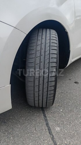 Kia Carnival 2015, 220,000 km - 2.2 l - Bakı