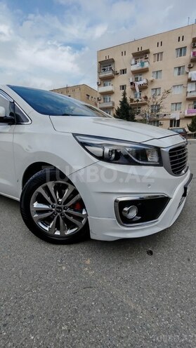 Kia Carnival 2015, 220,000 km - 2.2 l - Bakı