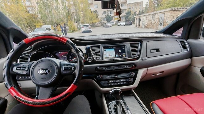 Kia Carnival 2015, 220,000 km - 2.2 l - Bakı