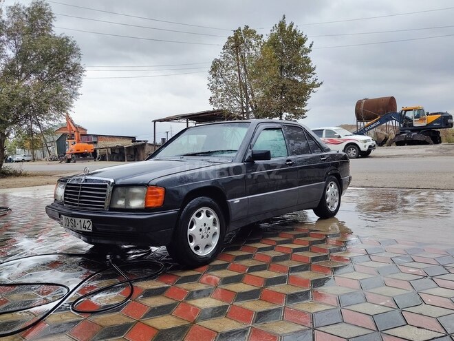 Mercedes 190 1991, 326,000 km - 2.0 l - Masallı