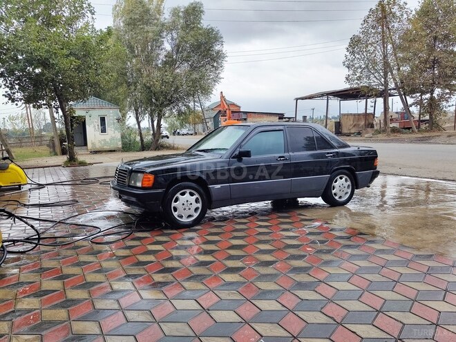 Mercedes 190 1991, 326,000 km - 2.0 l - Masallı