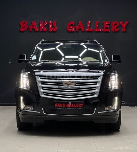 Cadillac Escalade 2018, 32,000 km - 6.2 л - Bakı