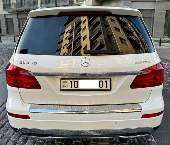 Mercedes GL 350 4MATIC 2015, 196,340 km - 3.0 l - Bakı