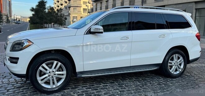 Mercedes GL 350 4MATIC 2015, 196,340 km - 3.0 l - Bakı