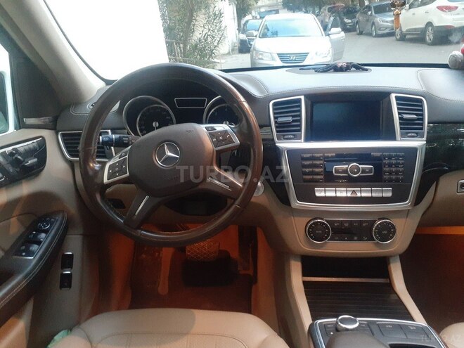 Mercedes GL 350 4MATIC 2015, 196,340 km - 3.0 l - Bakı