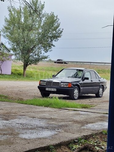 Mercedes 190 1991, 326,000 km - 2.0 l - Masallı