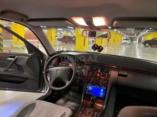 Mercedes E 320 2000, 390,000 km - 3.2 л - Gəncə