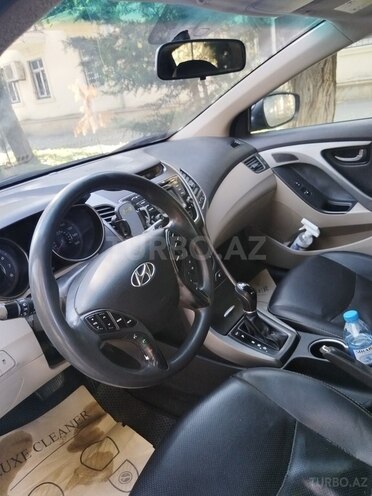 Hyundai Elantra 2014, 300,000 km - 1.8 l - Bakı