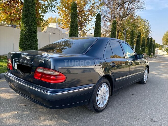Mercedes E 220 d 2000, 278,560 km - 2.2 l - Tovuz