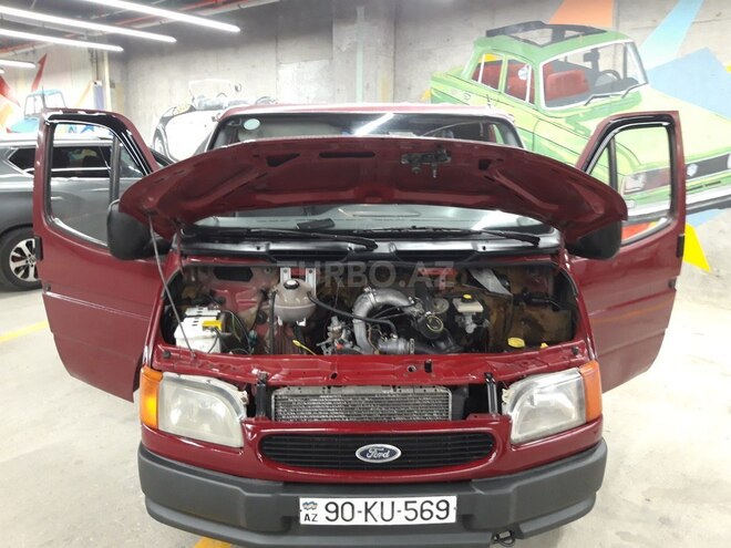Ford Transit 1999, 300,000 km - 2.5 l - Bakı