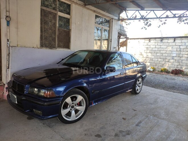 BMW 520 1992, 196,300 km - 2.0 л - İmişli