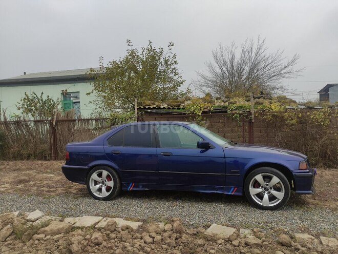 BMW 520 1992, 196,300 km - 2.0 л - İmişli