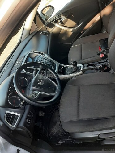 Opel Astra 2010, 262,000 km - 1.3 l - Bakı