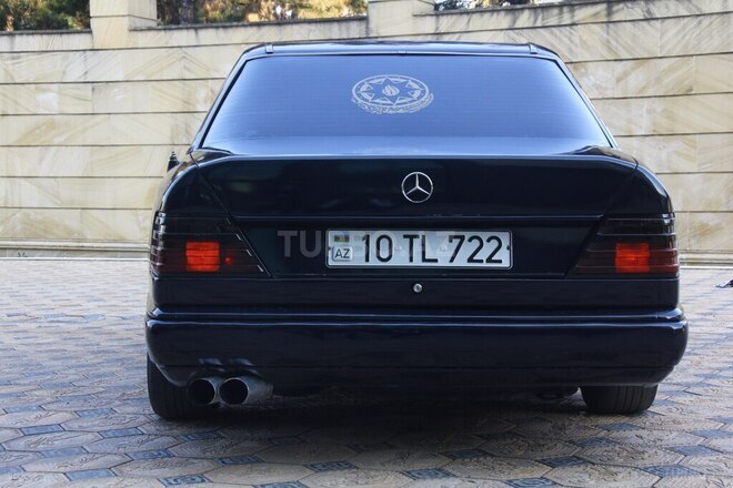 Mercedes E 200 d 1993, 156,000 km - 2.0 l - Gəncə