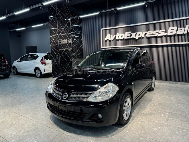Nissan Tiida-8