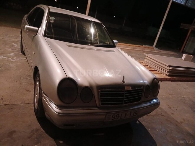 Mercedes E 240 1997, 350,000 km - 2.4 л - Hacıqabul