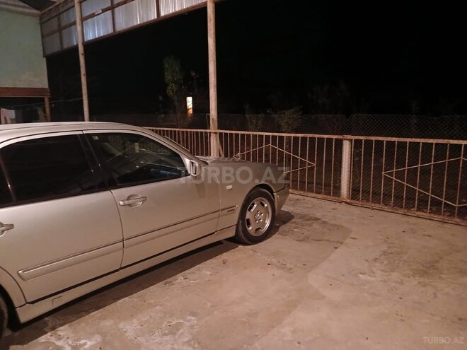 Mercedes E 240 1997, 350,000 km - 2.4 л - Hacıqabul
