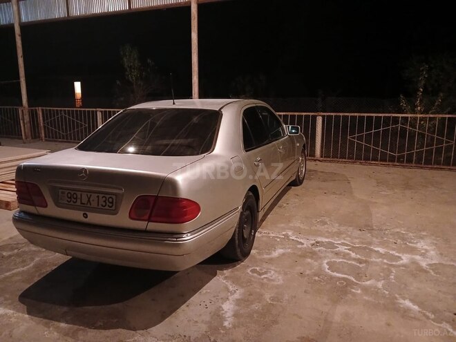 Mercedes E 240 1997, 350,000 km - 2.4 л - Hacıqabul