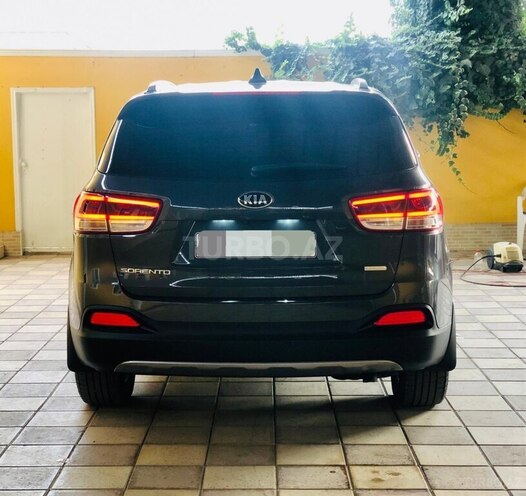 Kia Sorento 2017, 156,600 km - 2.0 l - Tovuz