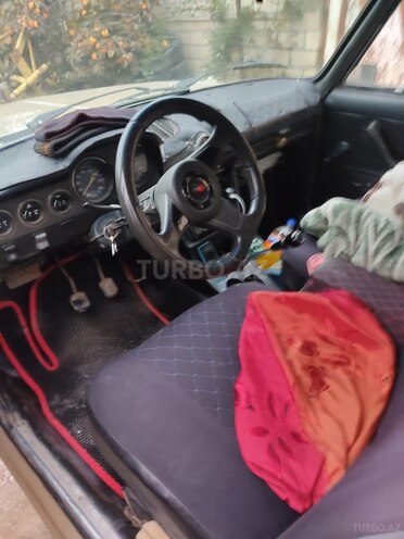 LADA (VAZ) 2106 1993, 80,000 km - 1.3 l - Quba