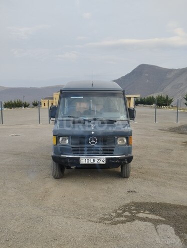 Mercedes 208 D 1992, 300,000 km - 2.5 l - Gəncə