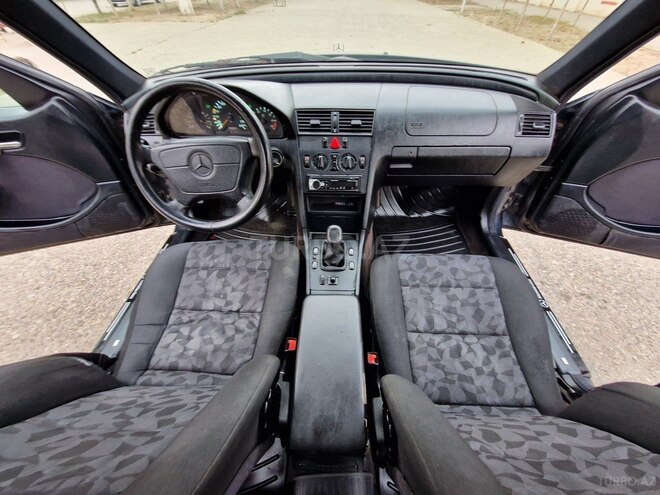 Mercedes C 180 1998, 267,435 km - 1.8 l - Sumqayıt