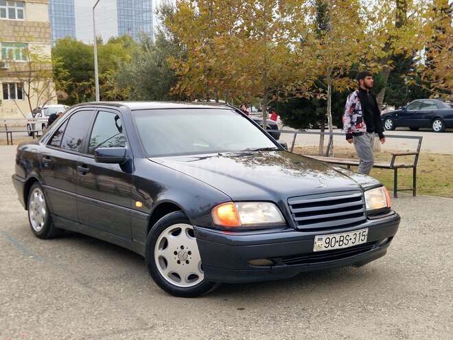 Mercedes C 180 1998, 267,435 km - 1.8 l - Sumqayıt