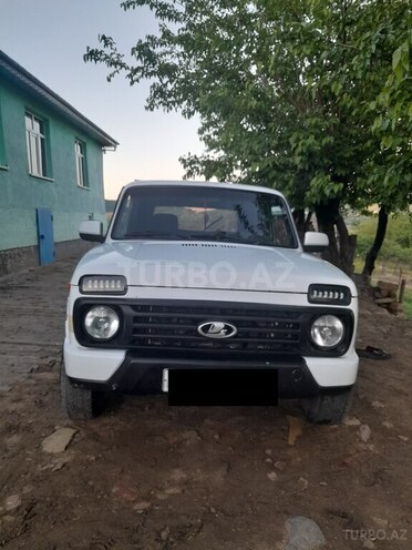 LADA (VAZ) Niva 2008, 131,000 km - 1.7 л - Yardımlı