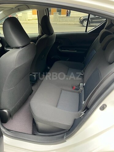 Toyota Aqua 2019, 82,000 km - 1.5 л - Bakı