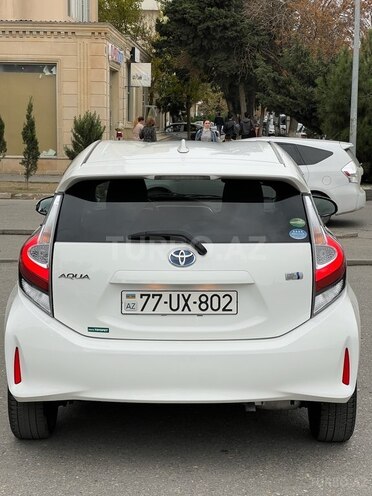 Toyota Aqua 2019, 82,000 km - 1.5 л - Bakı
