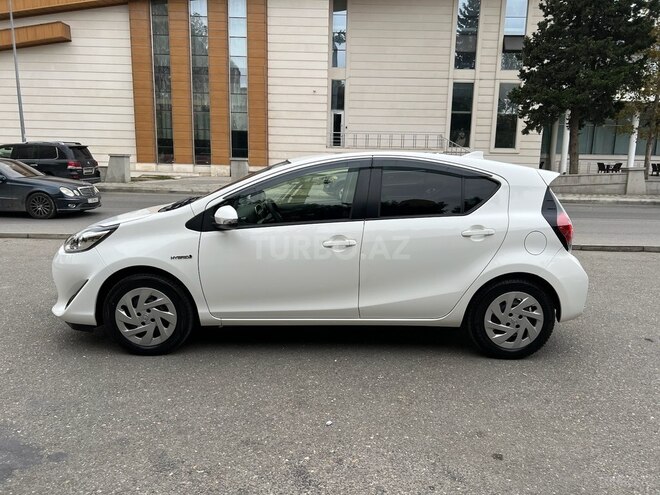 Toyota Aqua 2019, 82,000 km - 1.5 л - Bakı