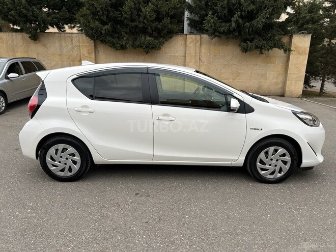 Toyota Aqua 2019, 82,000 km - 1.5 л - Bakı