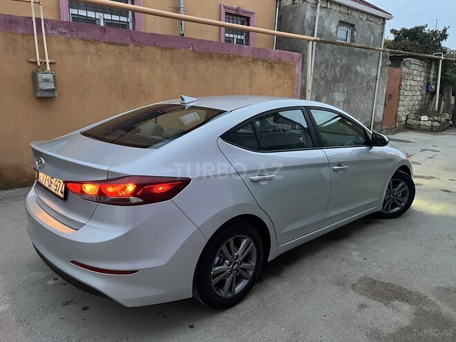 Hyundai Elantra 2018, 89,766 km - 2.0 l - Bakı
