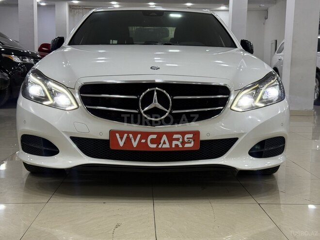 Mercedes E 220 d-1