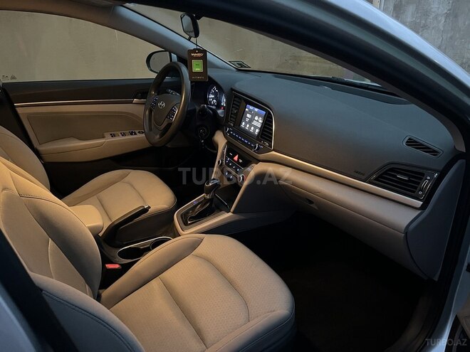 Hyundai Elantra 2018, 89,766 km - 2.0 l - Bakı