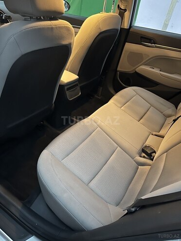 Hyundai Elantra 2018, 89,766 km - 2.0 l - Bakı