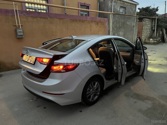 Hyundai Elantra 2018, 89,766 km - 2.0 l - Bakı