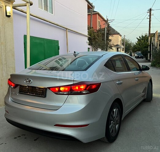 Hyundai Elantra 2018, 89,766 km - 2.0 l - Bakı