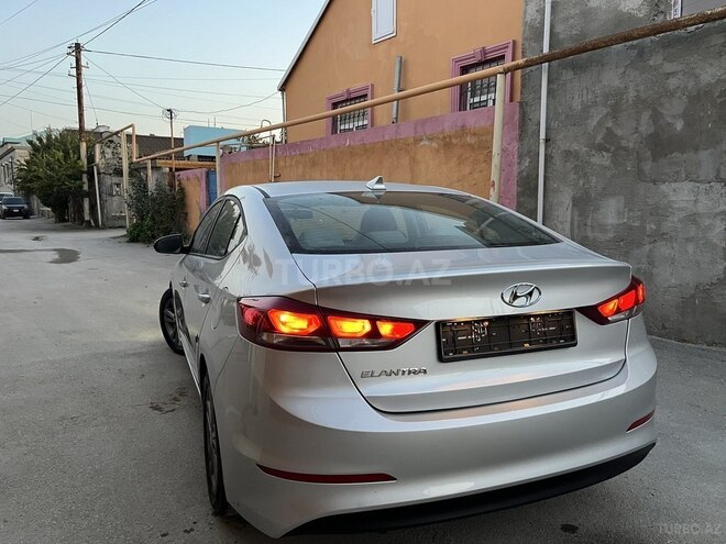 Hyundai Elantra 2018, 89,766 km - 2.0 l - Bakı