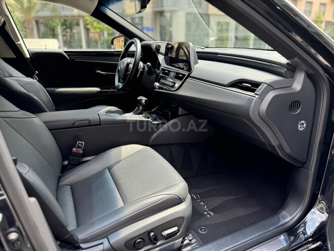 Lexus ES 200 2022, 20,000 km - 2.0 l - Bakı