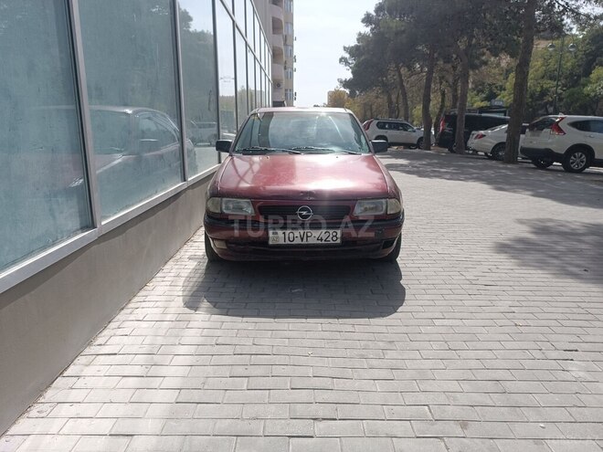Opel Astra 1993, 498,000 km - 1.4 л - Bakı