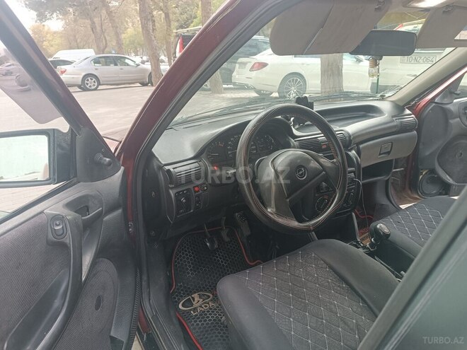 Opel Astra 1993, 498,000 km - 1.4 л - Bakı