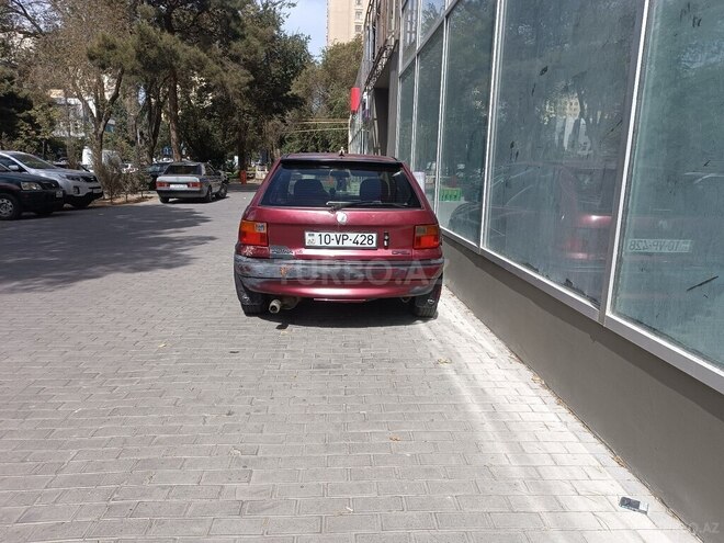 Opel Astra 1993, 498,000 km - 1.4 л - Bakı